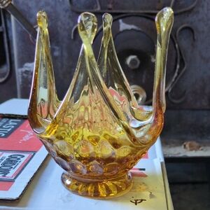 Elegant Glass Vase in Amber